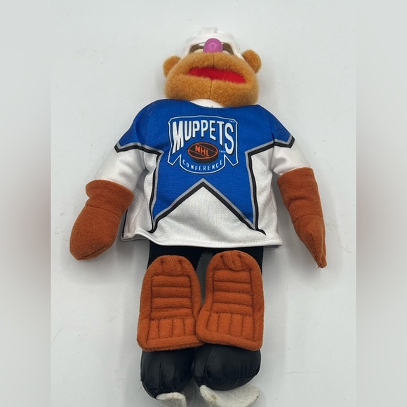 McDonald's Toys 995 The Muppets Nhl Hockey Goalie Fozzie Bear Plush